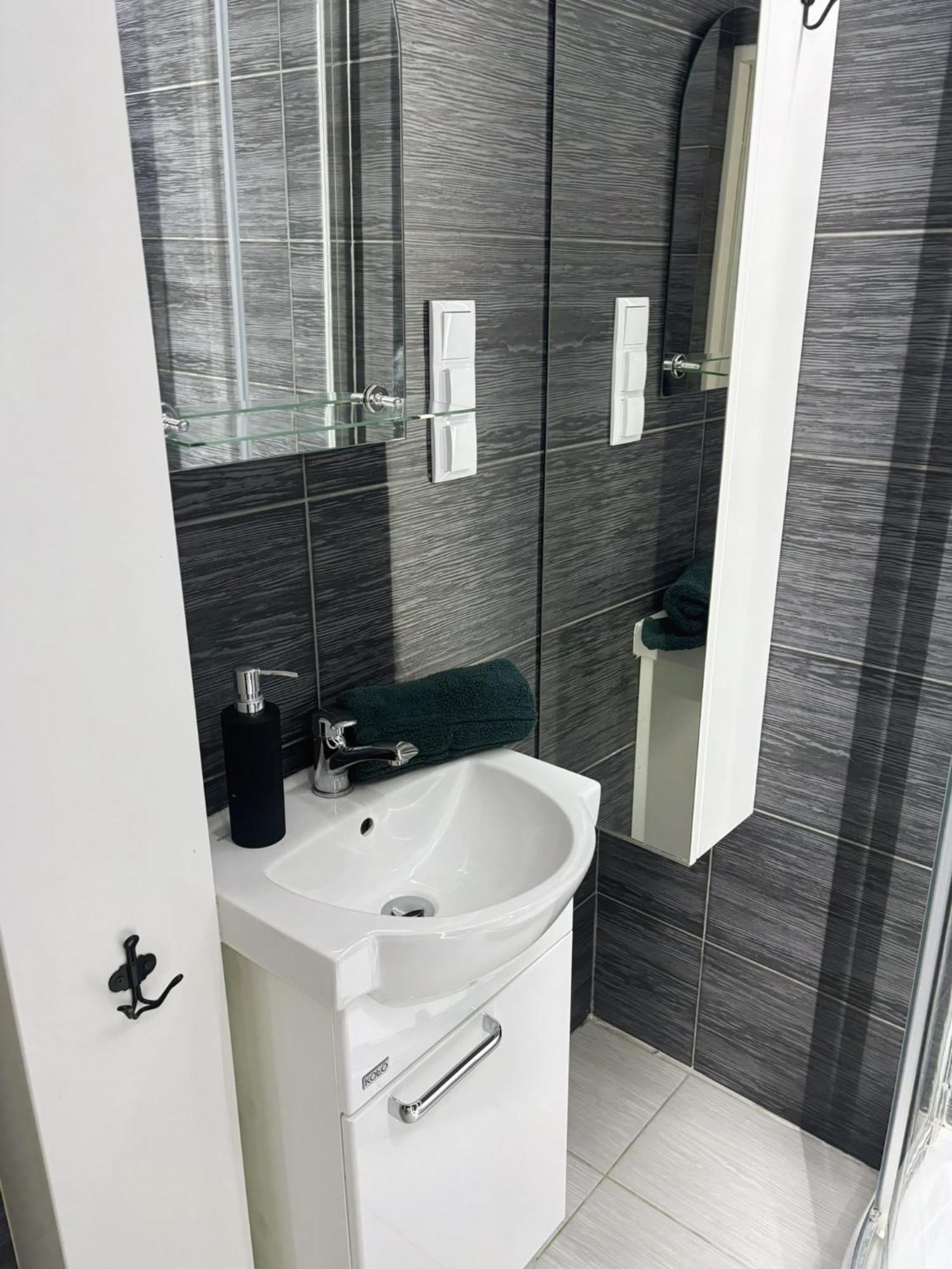Project Comfort Apartament Grzybowska 30/1211 Βαρσοβία Εξωτερικό φωτογραφία